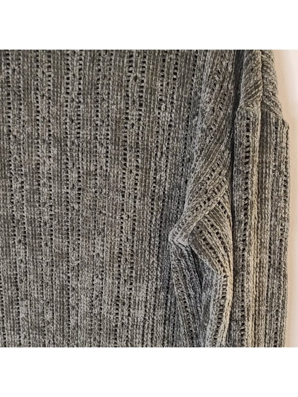 Gray Knit Top Size XS - Picture 3 of 4